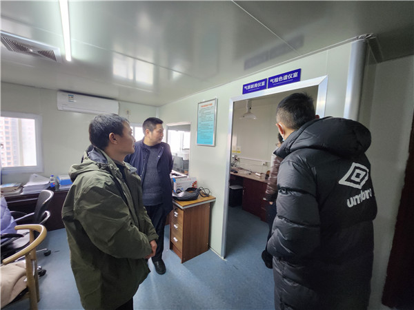 重庆市高院,二中院领导视察